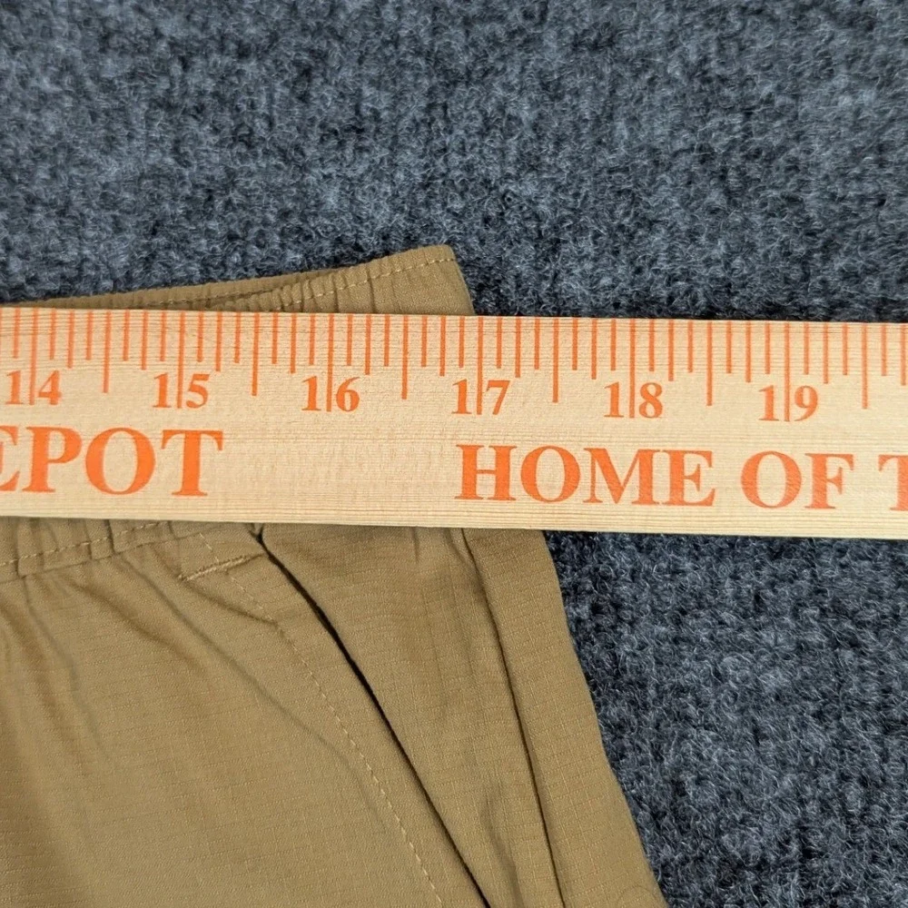 The North Face Mens Class V Belted Shorts Tan Utility Cargo Ripstop Large NWT